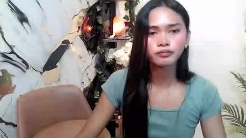 ursandra_xx online show from 10/10/25, 10:47