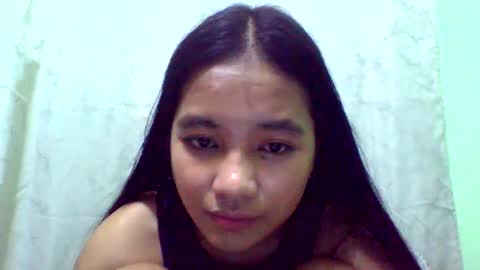 Urskinnygirl4u18 - ROSE ROOM online show from 03/04/25, 03:55