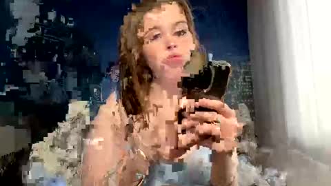 Snapshot of ursoulandheart chatting on 02/13/25, 11:39 Hannah online show from 02/13/25, 11:39