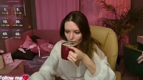 Eva online show from 04/19/26, 01:16