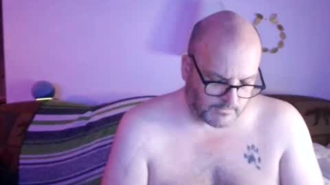 Snapshot of ursulet_us chatting on 04/16/26, 12:44 Ursulet US online show from 04/16/26, 12:44