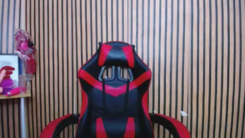 yanie online show from 01/20/25, 03:18