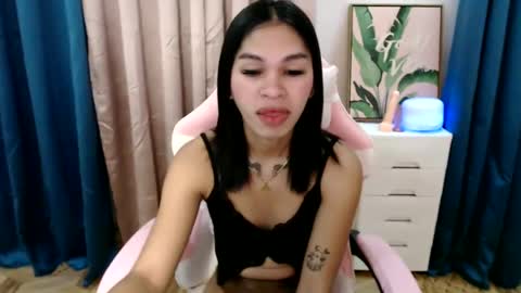 ursweet_zeviixx online show from 02/07/25, 01:04