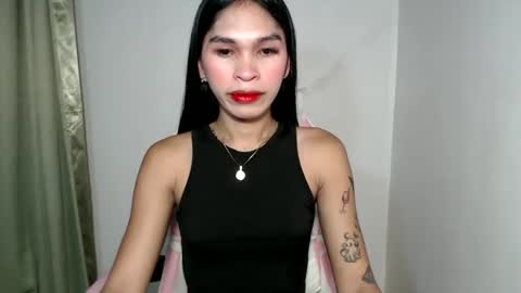 ursweet_zeviixx online show from 11/06/25, 08:59