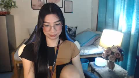 Snapshot of urwetasianprincessxx chatting on 02/12/25, 08:59 Ashley Kate Mateo Gray online show from 02/12/25, 08:59