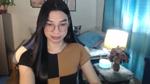 Snapshot of urwetasianprincessxx chatting on 03/03/25, 01:31 Ashley Kate Mateo Gray online show from 03/03/25, 01:31