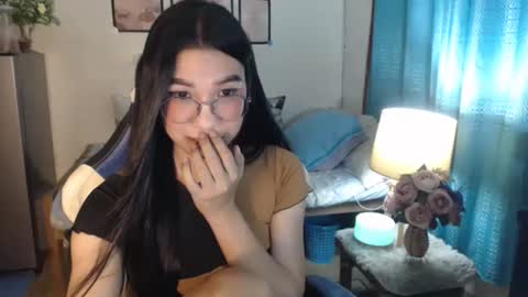 Snapshot of urwetasianprincessxx chatting on 03/09/25, 02:32 Ashley Kate Mateo Gray online show from 03/09/25, 02:32