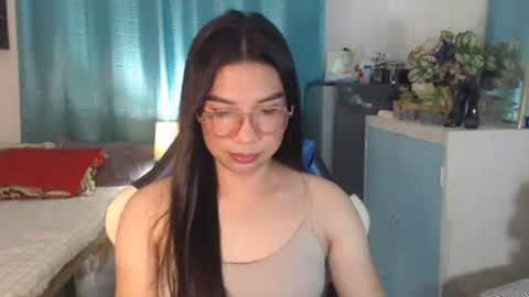 Ashley Kate Mateo Gray online show from 02/11/26, 11:04