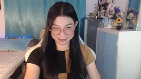 Ashley Kate Mateo Gray online show from 03/15/26, 10:43