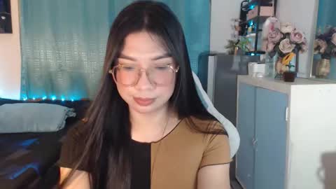Ashley Kate Mateo Gray online show from 03/24/26, 10:09