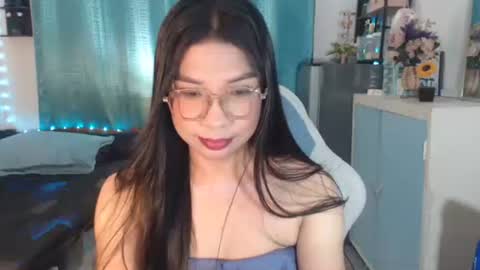 Ashley Kate Mateo Gray online show from 03/26/26, 09:26