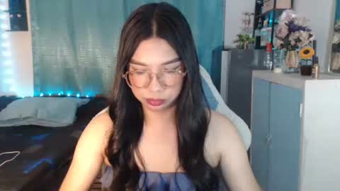 Ashley Kate Mateo Gray online show from 03/27/26, 08:37