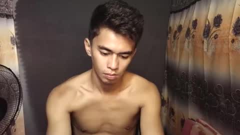 urwild_fuckerxx online show from 03/18/26, 01:42