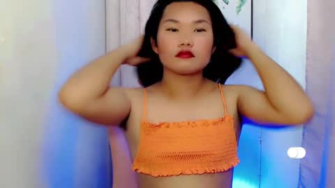 Snapshot of urwildpinayxxx chatting on 12/11/24, 11:51 melody online show from 12/11/24, 11:51