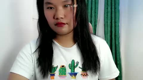 Snapshot of urwildpinayxxx chatting on 09/10/25, 02:11 melody online show from 09/10/25, 02:11