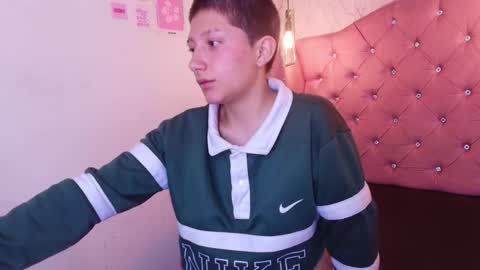 Snapshot of ury_ chatting on 02/27/26, 11:16 Lauryn online show from 02/27/26, 11:16