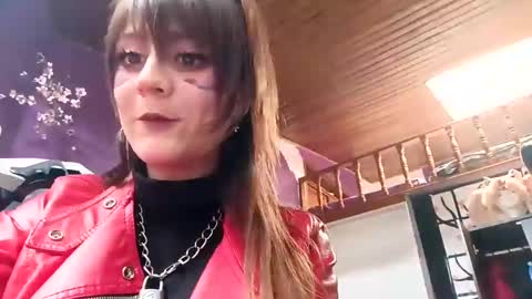 Snapshot of usagired chatting on 01/26/25, 06:48 --Lucy-- online show from 01/26/25, 06:48