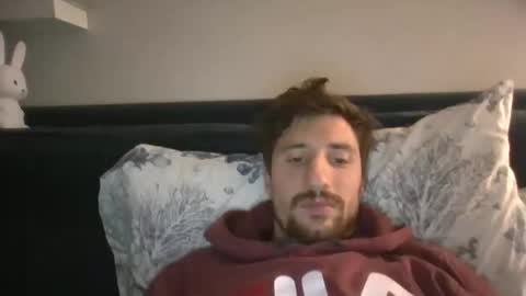 Snapshot of user17op chatting on 10/30/25, 02:40 user17op online show from 10/30/25, 02:40