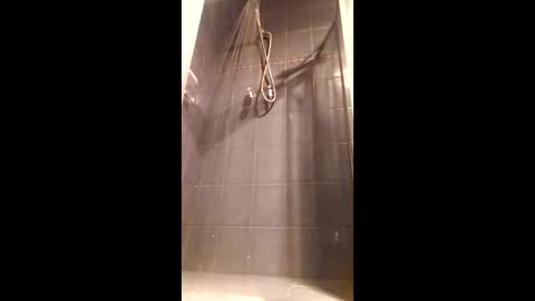 mia online show from 04/04/26, 02:03