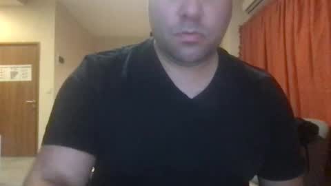 Snapshot of usguy886 chatting on 02/06/26, 12:19 usguy online show from 02/06/26, 12:19