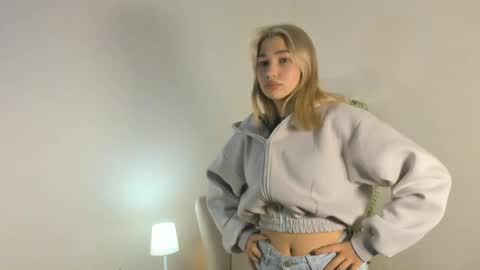 Victoria online show from 03/24/26, 03:11