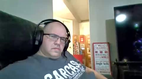 usstarr1 online show from 12/31/24, 05:07