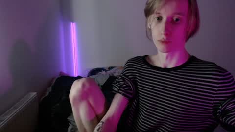 Excuse me online show from 01/10/25, 02:34