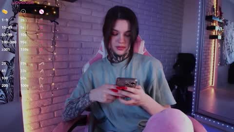 Eva online show from 01/08/25, 10:15