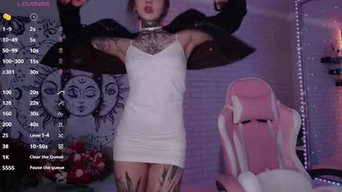 Eva online show from 02/19/25, 11:17