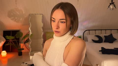 Anika On vacation online show from 11/25/25, 05:13