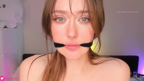 Snapshot of uwuxo chatting on 12/11/24, 10:14 Romy online show from 12/11/24, 10:14