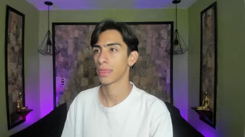 UYUKIE online show from 09/15/25, 11:32