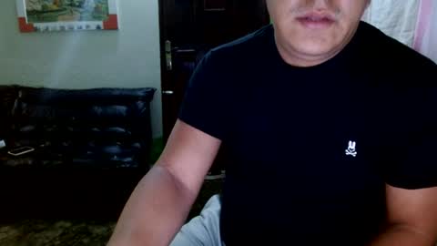 Snapshot of uzaki_007 chatting on 08/03/26, 09:15 uzaki_007 online show from 08/03/26, 09:15