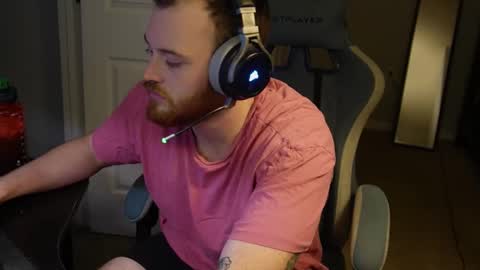 v_for_veng online show from 11/04/25, 04:00