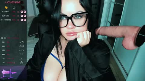 Snapshot of v_tandeme777 chatting on 06/10/26, 08:02 Anna and Kirill online show from 06/10/26, 08:02
