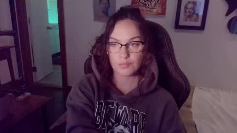 vagelicious online show from 10/08/25, 11:30