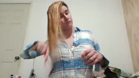 Snapshot of vagimosa chatting on 11/02/25, 04:26 vagimosa online show from 11/02/25, 04:26