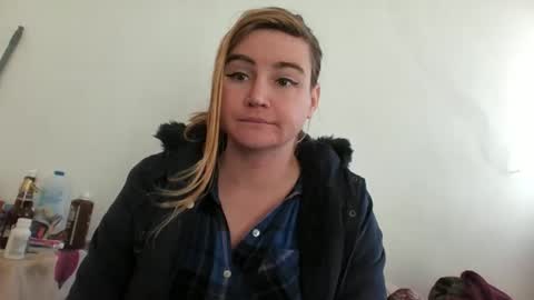 Snapshot of vagimosa chatting on 12/01/25, 06:02 vagimosa online show from 12/01/25, 06:02