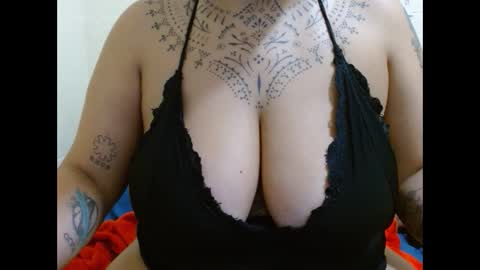 Vah Oliver online show from 03/02/25, 01:04