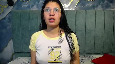 Vainilla online show from 04/16/26, 01:28