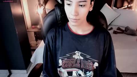 Vaioleth online show from 02/16/26, 08:05