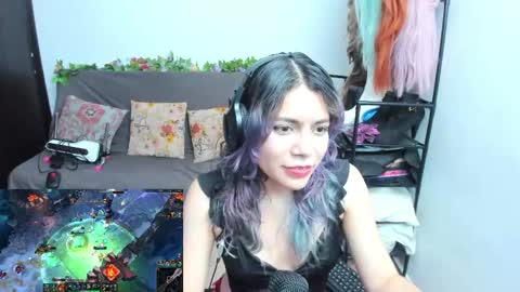 Vaiolet1314 online show from 04/11/26, 04:06