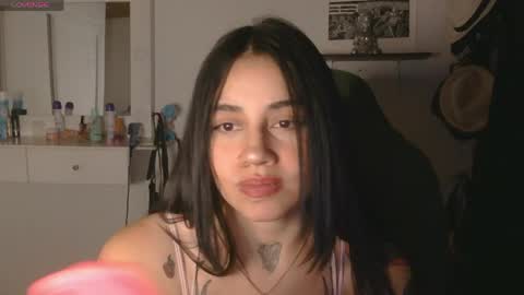 first of all... who are u online show from 06/02/26, 01:18