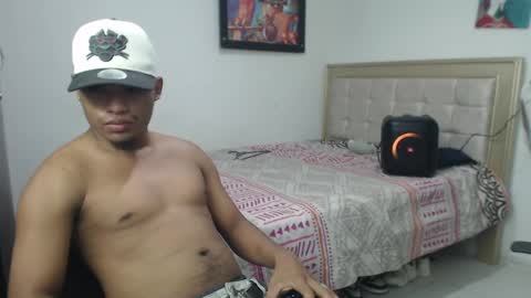 Snapshot of val_sex02 chatting on 01/31/25, 01:56 val_sex02 online show from 01/31/25, 01:56