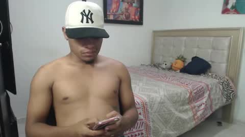 Snapshot of val_sex02 chatting on 02/02/25, 05:21 val_sex02 online show from 02/02/25, 05:21