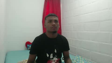 Snapshot of val_sex02 chatting on 02/03/25, 10:00 val_sex02 online show from 02/03/25, 10:00