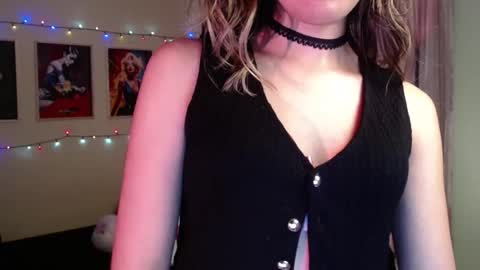 Hi I am Valcooky online show from 10/08/25, 03:26