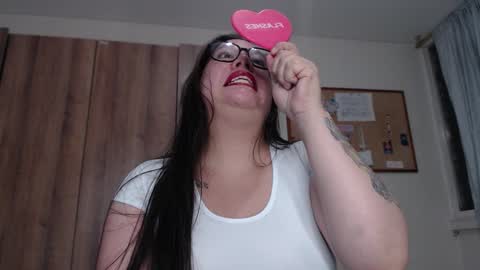 Valeria online show from 12/14/25, 11:31