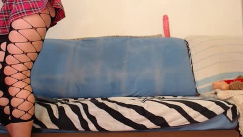 Snapshot of valemer chatting on 09/29/25, 07:51 Cheating Slut online show from 09/29/25, 07:51