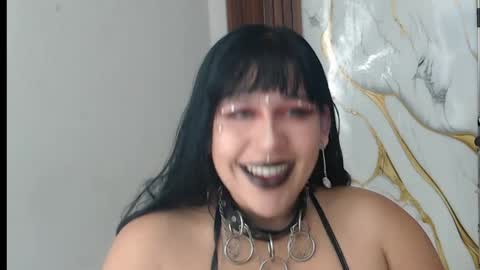 Snapshot of valen_ross7 chatting on 05/04/26, 07:48 valen_ross7 online show from 05/04/26, 07:48